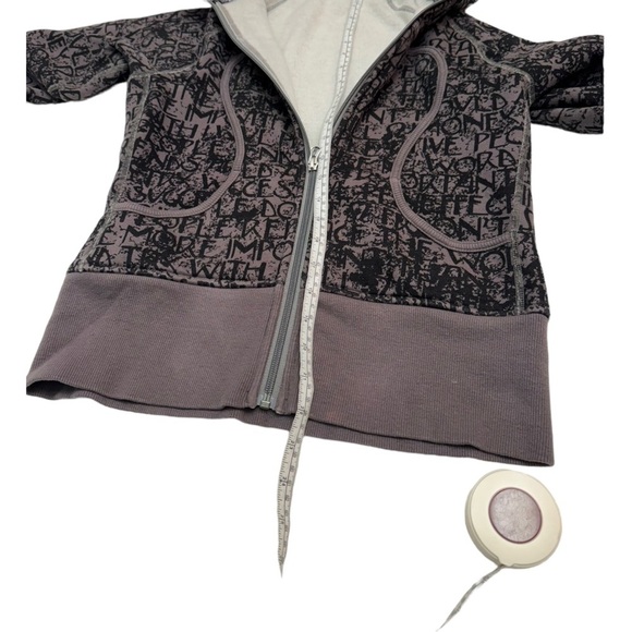 Lululemon Grey Manifesto Script Scuba Hoodie Size 6 - Picture 7 of 9
